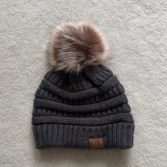 C.C Accessories - C.C Black Knit Beanie with Faux Fur Pom